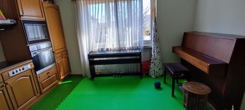 Pension in Lausen 25 Minuten zu St Jakob Bed and Breakfast in Aargau, Switzerland