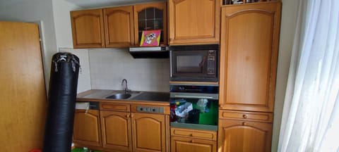 Pension in Lausen 25 Minuten zu St Jakob Bed and Breakfast in Aargau, Switzerland