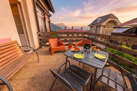 Patio, Patio, Balcony/Terrace, Balcony/Terrace, Dining area, Meals