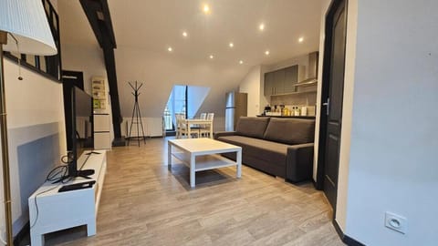 La tour des graffitis -T2-Wi-Fi Apartment in Wallonia, Belgium