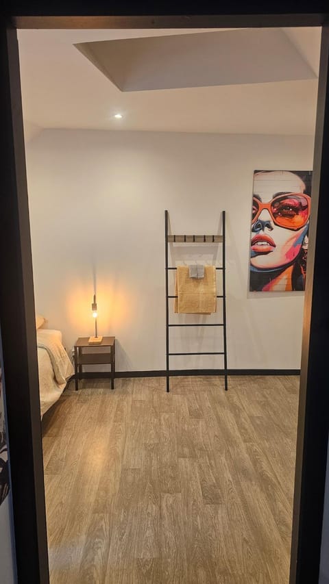 La tour des graffitis -T2-Wi-Fi Apartment in Wallonia, Belgium