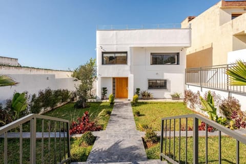 Garden, Garden, Garden view