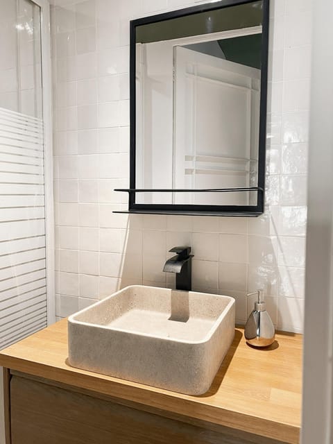 L'appart Azur, 5 pers Joliette Apartment in Marseille