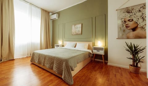 Bed, Photo of the whole room, Bedroom, air conditioner