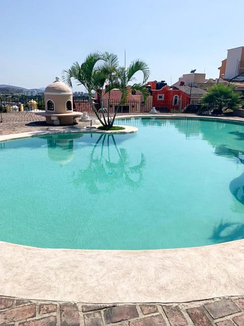 Swimming pool, Swimming pool