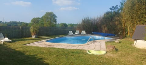 Garden, Swimming pool