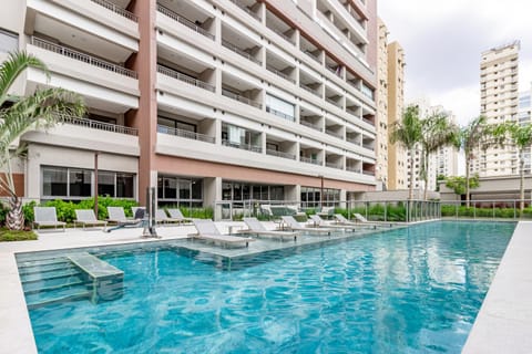 Property building, Day, Area and facilities, Swimming pool, sunbed