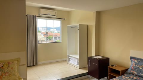 Caminho de Itacoatiara Bed and Breakfast in Niterói