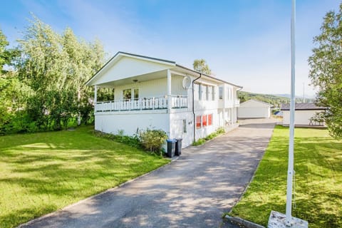Leilighet på Finnsnes, Senja Apartment in Nordland, Norway