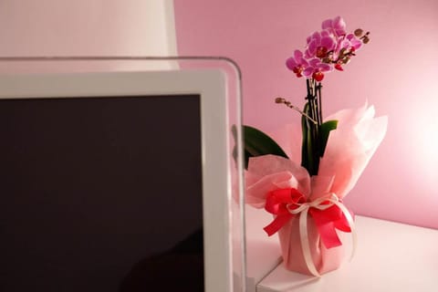 Decorative detail, locker