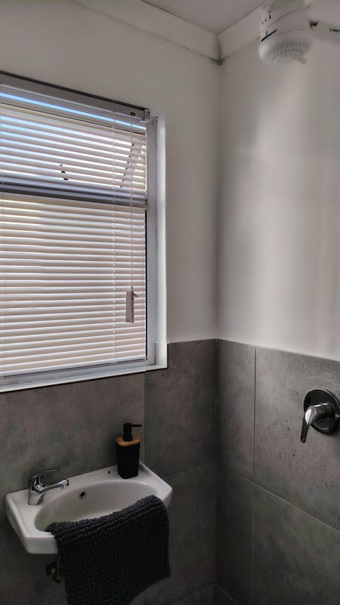 Kenwyn Micro Apartments 2 Apartment in Cape Town