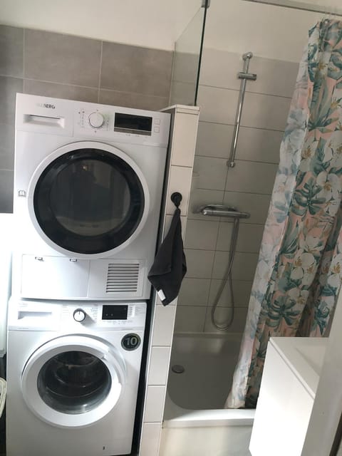 Appartement confortable proche centre et idéal pour ULiège Sart Tilman Apartment in Liège