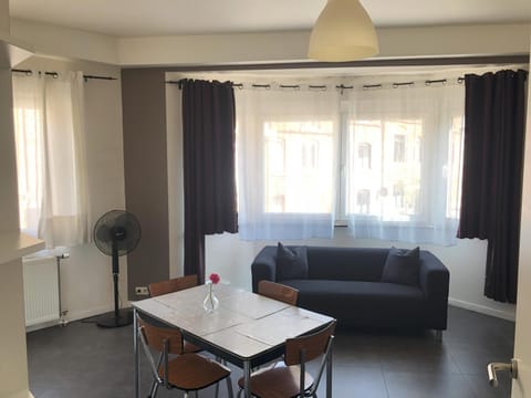 Appartement confortable proche centre et idéal pour ULiège Sart Tilman Apartment in Liège