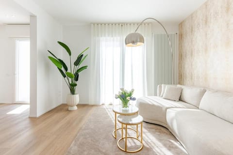 NUOVO Luminoso 36 Giardino - Treviso Venice House in Treviso