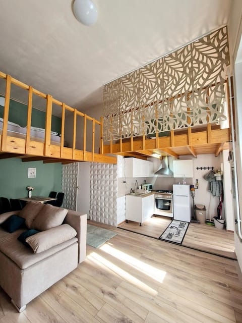 Kitchen or kitchenette, Living room, Seating area