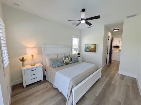 THE TOGETHER PLACe 1 House in Naples Park