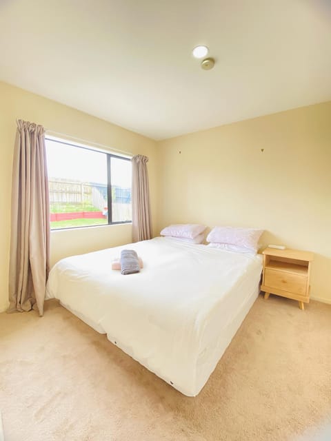 Private Room in West Auckland Vacation rental in Auckland