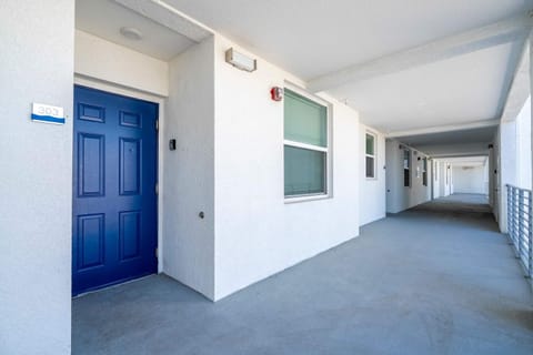 Gorgeous 2Bd Close to Disney at Storey Lake Resort House in Kissimmee