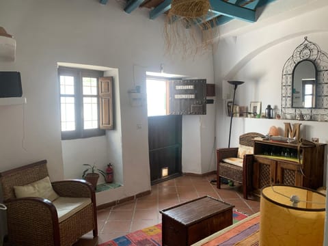 Seating area, pet friendly