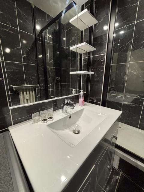 Shower, washing machine