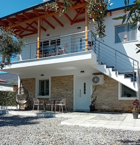 INA Apartments Apartment in Limenaria