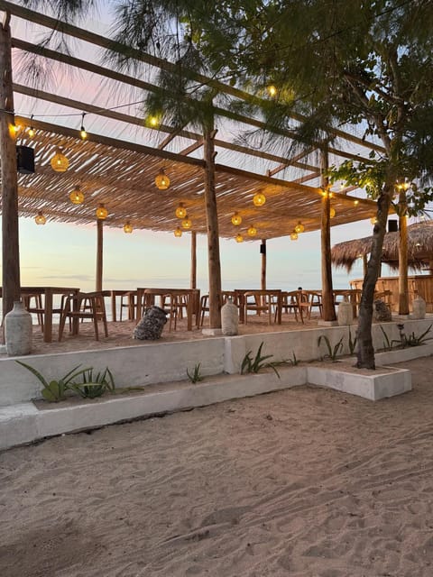 Restaurant/places to eat, View (from property/room)