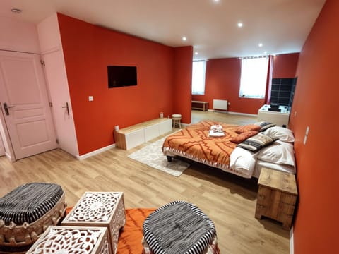 Studio Chic N2 avec Jacuzzi Apartment in Hauts-de-France