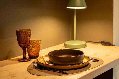 Seating area, Dining area