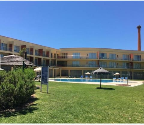 Property building, Pool view, Swimming pool, Swimming pool