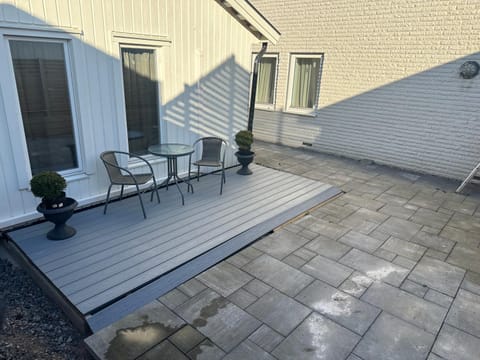 Patio, Balcony/Terrace