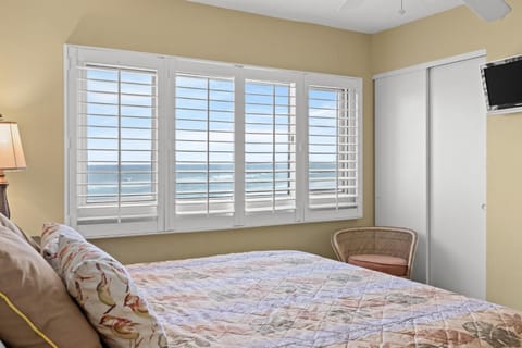 Pinnacle Port C3-604 House in Sunnyside