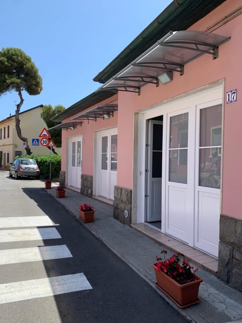 Casa Vacanze SanGiacomo App Giada Apartment in Liguria