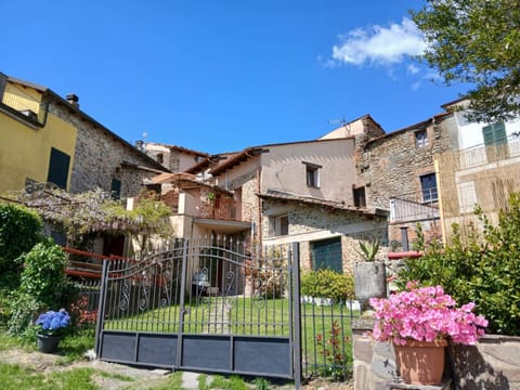 Property building, Street view