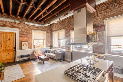 Kitchen or kitchenette, Living room, Dining area