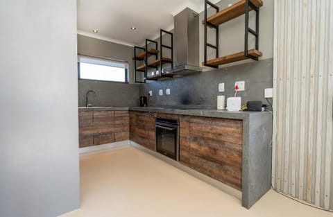 Villa Raphaella House in Western Cape