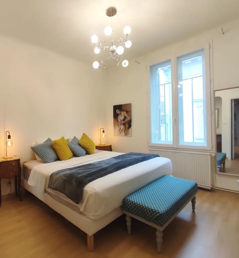Bed, Bedroom