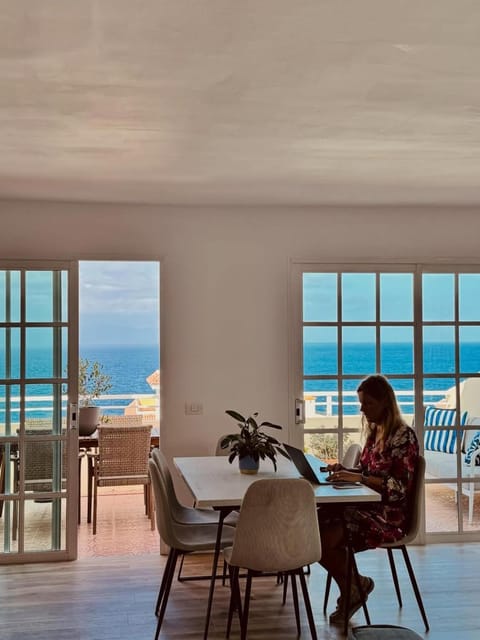 View (from property/room), Balcony/Terrace, Seating area, Sea view