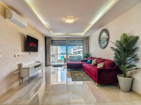 TV and multimedia, Living room, Seating area, Evening entertainment, air conditioner