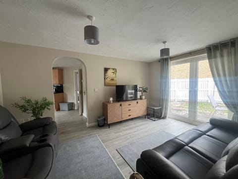 TV and multimedia, Living room, Seating area