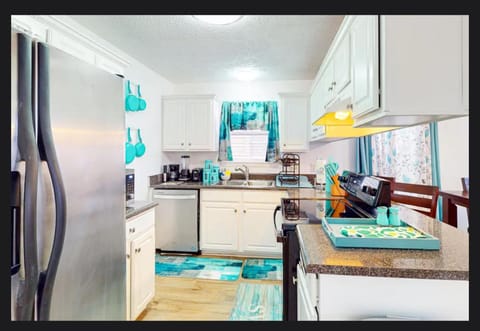 Tranquil Turquoise Retreat Apartment in Panama City Beach