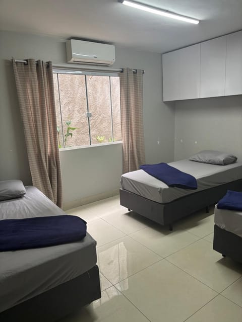 Bedroom, air conditioner
