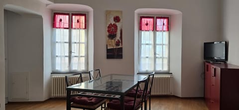 Ligurian beach apartment Ca Sta by Affitti brevi Liguria Apartment in Spotorno