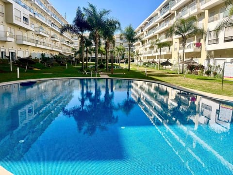 Garden, Swimming pool