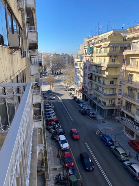 View (from property/room), Balcony/Terrace