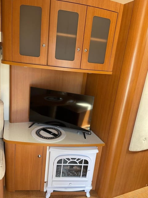 Caravana estática en CAMPING MEDITERRANEO Calpe Campground/ 
RV Resort in Calp