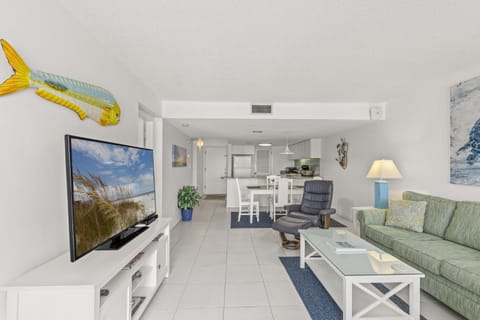 Pinnacle Port C3-402 House in Sunnyside