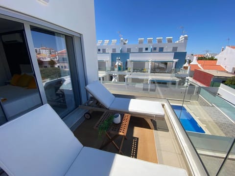 Balcony/Terrace, Pool view