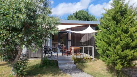 Property building, Patio, Garden