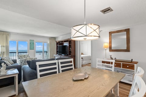 Pinnacle Port C3-202 House in Sunnyside