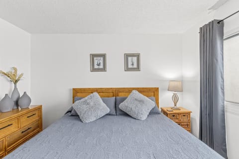 Pinnacle Port B3-707 House in Sunnyside